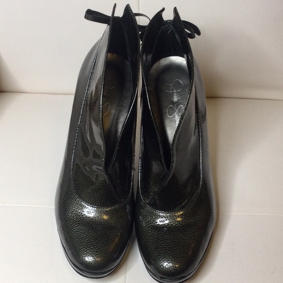 GUC Jessica Simpson Olive Patent Ankle Booties,10M - Picture 2 of 15